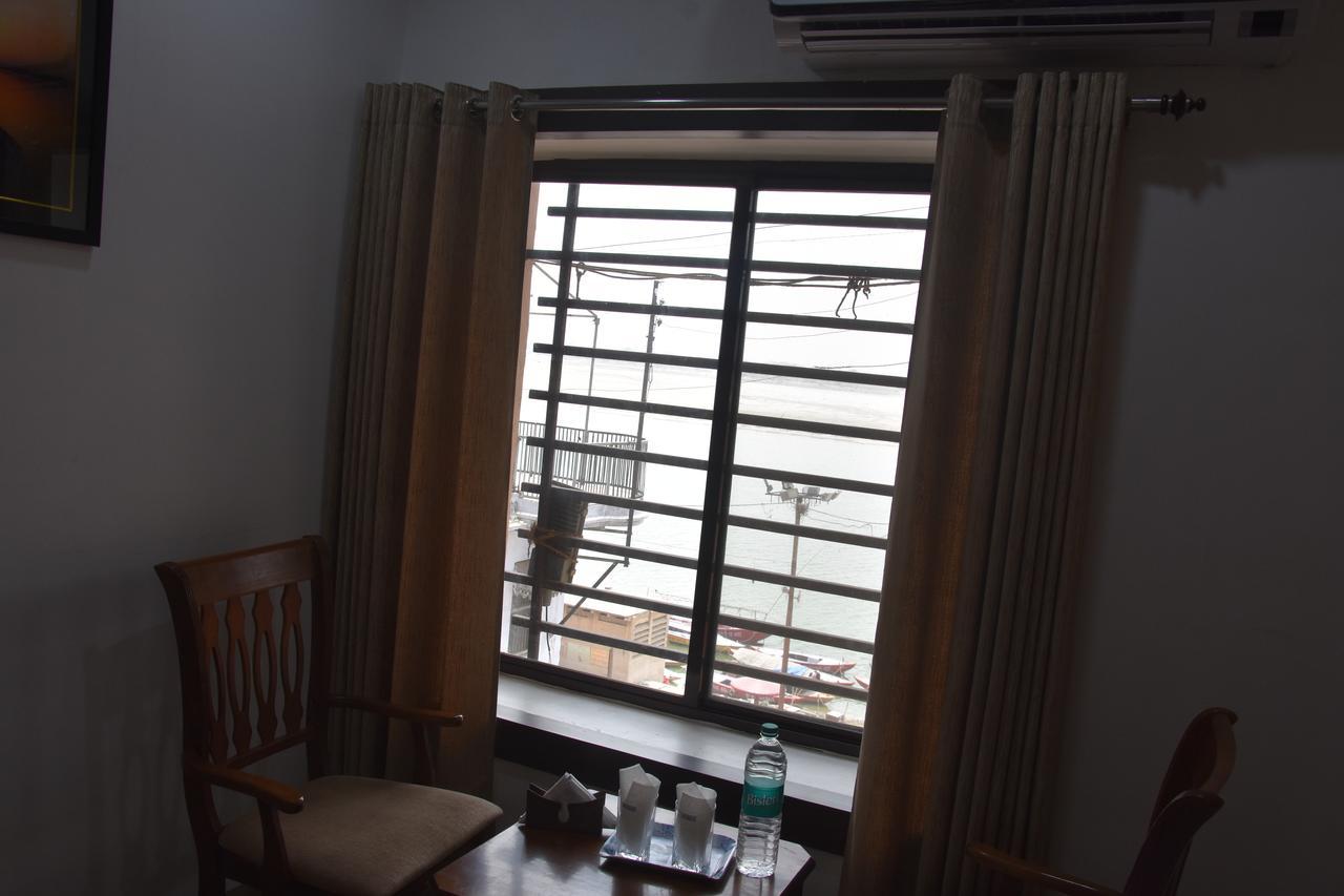 Alakhnanda Guest House - Varanasi — Photos 1
